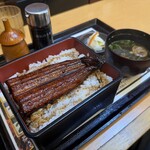 炭焼うな重とまぜそば 一二三 - 