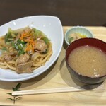 あっちゃんの大きな木 - 
