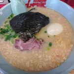 ラーメン山岡家 - 料理写真:プレミアム塩とんこつラーメン(960円)