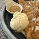 クレープリー・スタンド シャンデレール - バニラ　バランスよし