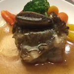 圓山大飯店 - 『牛開豊稔影之肋排』○牛のスペアリブ様少しの胡椒と少しだけの八角の香り。これぐらいの八角の香りが一番好きです！