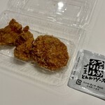 つばめグリルDELI - 料理写真:国産鶏のからあげ2個とメンチカツ