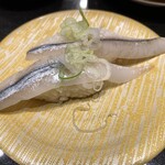 回し寿司 活 美登利 - サヨリ