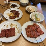 ホルモン焼あじさや - 