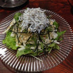 養老乃瀧 - シラスと大根のサラダ
            421円