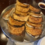 中国飯店 瑞鳳 - バカでかい餃子2皿分