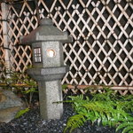 浅田屋 - お部屋からも石灯籠が見えます