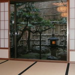 浅田屋 - 朝食を頂いたお部屋から見た中庭