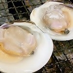 磯丸水産 - 白蛤の殻焼