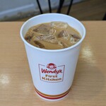 ウェンディーズ・ファーストキッチン - ドリンク写真:アイスカフェラテ