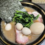 横濱家系ラーメン 勝鬨家 - 