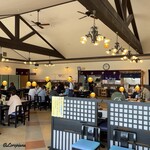 りんどう亭 - 店内は七割方の客入り