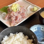 食事処 池田 - あじたたき定食（ご飯半分）
