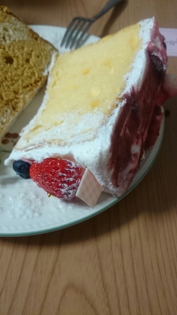 メゾン ド フリュイ 高塚 ケーキ 食べログ