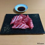 Universe - 宮城県産 天然生本鮪 中とろ切落しを弓削多の吟純 純生しょうゆとともに