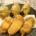 串かつと豆皿ひとしな - 
