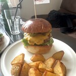 Burger & Smile Maker's - 