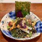 マジュン・リッカ - 海ぶどう、マグロ・アボカドの和食タルタル（1,200円）