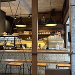 MONZ CAFE - 