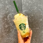 スターバックスコーヒー - ドリンク写真:・THE フラペチーノ of メロン of メロン
(ホイップクリーム多め、豆乳変更)