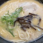 天神家 - 博多豚骨しょうゆラーメン