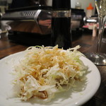 YAKINIKU MARUUSHI - これ、お通しです。