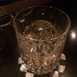 BAR 八百甚 - 地元の酒蔵「笹の川」山桜蒸留所のシングルモルト「YAMAZAKURA」