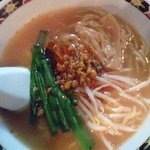 でっかい餃子 曽さんの店 - 台湾ラーメン