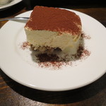 YAKINIKU MARUUSHI - 自家製ティラミス