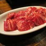 YAKINIKU MARUUSHI - 中落ちカルビ（たれ）