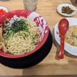 ラーメン まこと屋 - 料理写真: