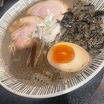煮干しらーめん 田中にぼる - 百尾煮干し醤油ラーメン