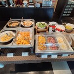 アパホテル - 料理写真:揚げ出し豆腐　麻婆豆腐　ムース ローのような豆腐など