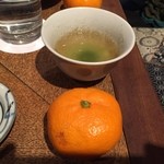 柳家 - みかんに、ほうじ茶