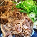 Hanamaru Udon - 丼セット　550円　の牛肉ごはん