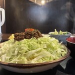 沖縄料理 新垣家 - 
