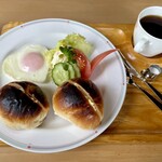 ウッドペッカー - ロールパンモーニングセット