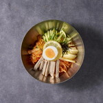 ビビン麺（辛口） ハーフ