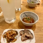 焼鳥とワイン カッシーワ - コースの鶏肴3種盛り