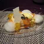 ラ ターブル ドゥ ジョエル・ロブション - マンダリンムースとソルベに金柑のコンポート