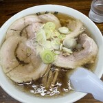 青竹手打ラーメン 日向屋 - チャーシュー麺大盛り