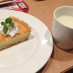 ガスト - ベイクドチーズケーキ＋ドリンクバー