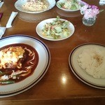 パストラーレ - ハンバーグセット（自家製デミソースです）