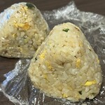 とんとん食堂 - チャーハンむすび