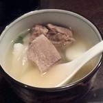 瀬戸内鮮魚と讃岐牛。威風 - 5,000円コース⑤テールスープ　酒で麻痺する内臓に浸みわたります