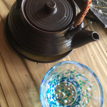 ろばたやき山ろく - あれれ〜
      いつの間にか米のお水が…
      店長のオススメでした(￣ー￣)♪