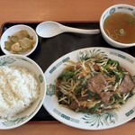 日高屋 - 料理写真:ニラレバ炒め定食