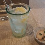 餃子とワイン 果皮と餡 - 