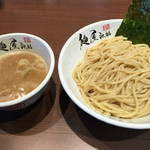 弥助 - 弥助つけ麺 中 780円