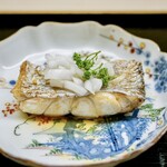 道人 - 太刀魚の炭火焼き、花山椒